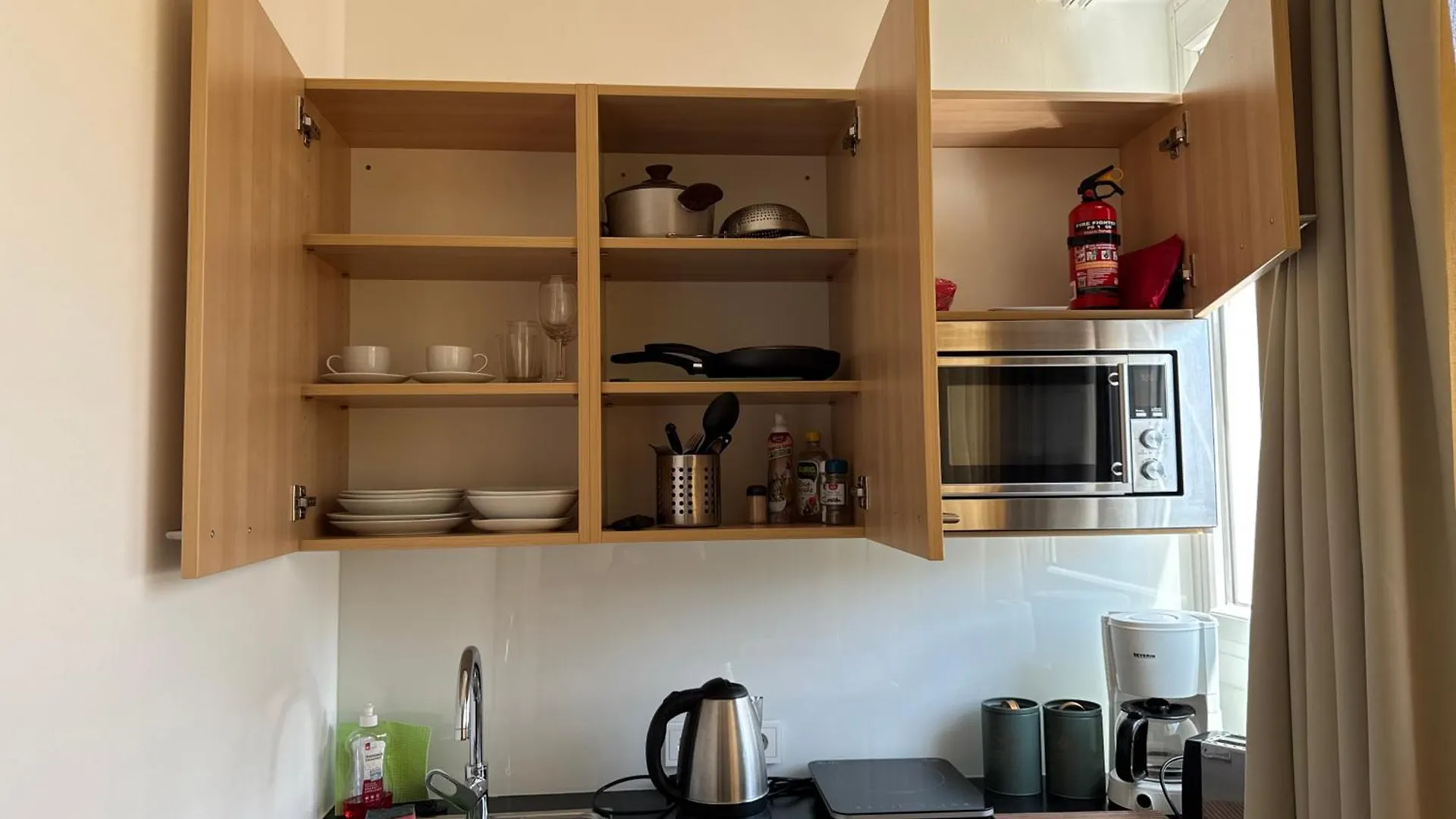 Leon Studio Apartment In Vienna,Three Sleeping Places