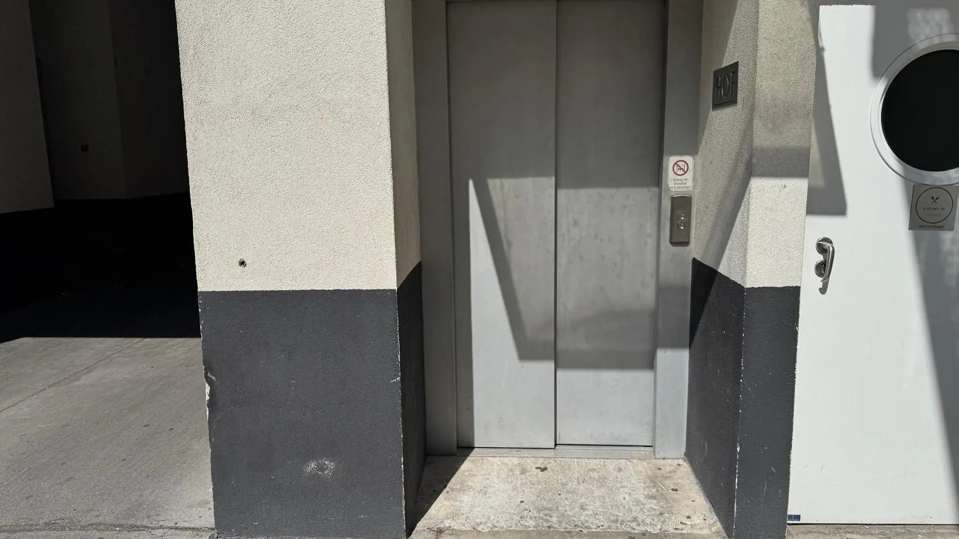Leon Studio Apartment In Vienna,Three Sleeping Places  فيينا