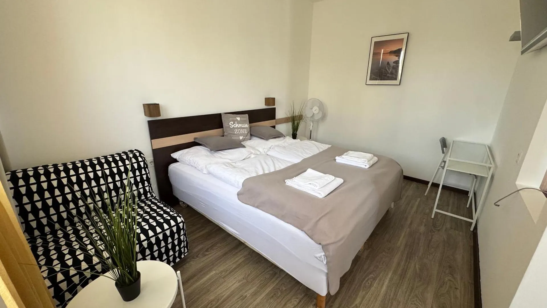 Leon Studio Apartment In Vienna,Three Sleeping Places 0*, 비엔나 오스트리아