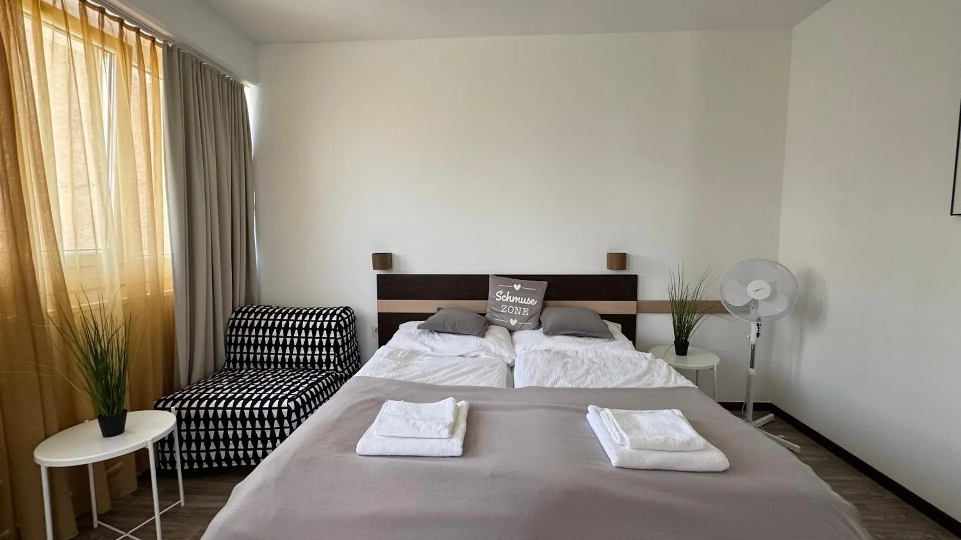 Leon Studio Apartment In Vienna,Three Sleeping Places 비엔나